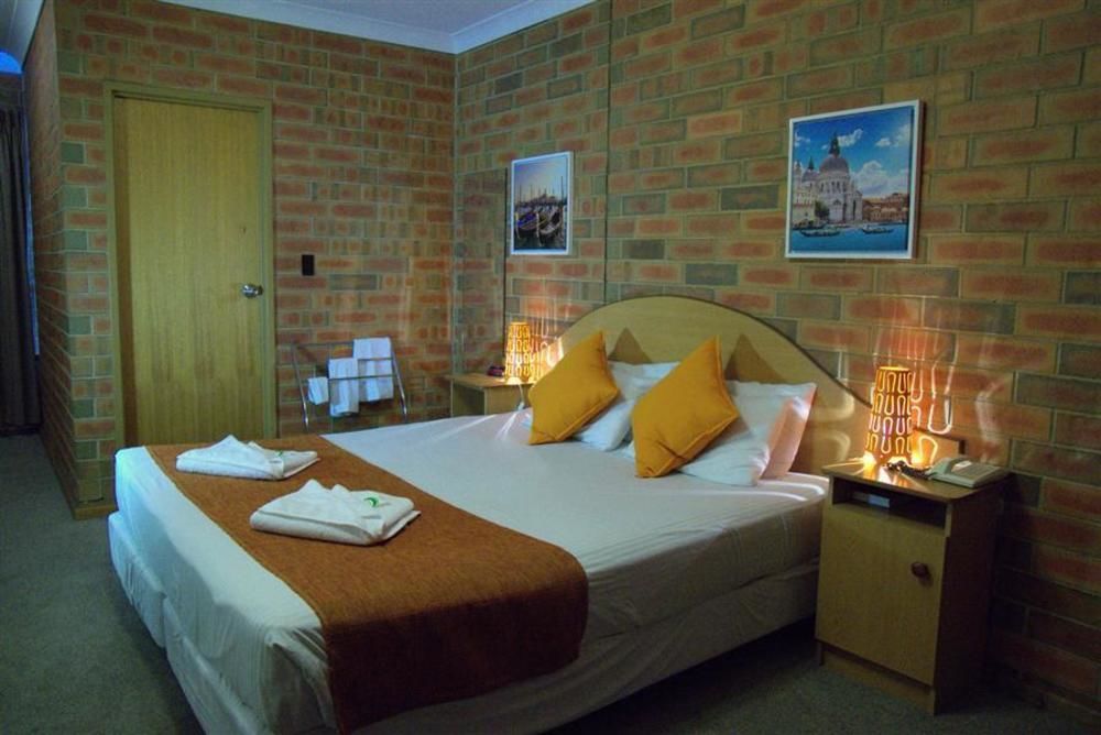 Pooraka Motor Inn Kültér fotó